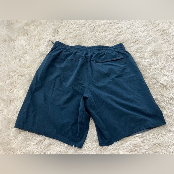 Men's Lululemon License To Train Men’s Short - Size M - Picture 2 of 7